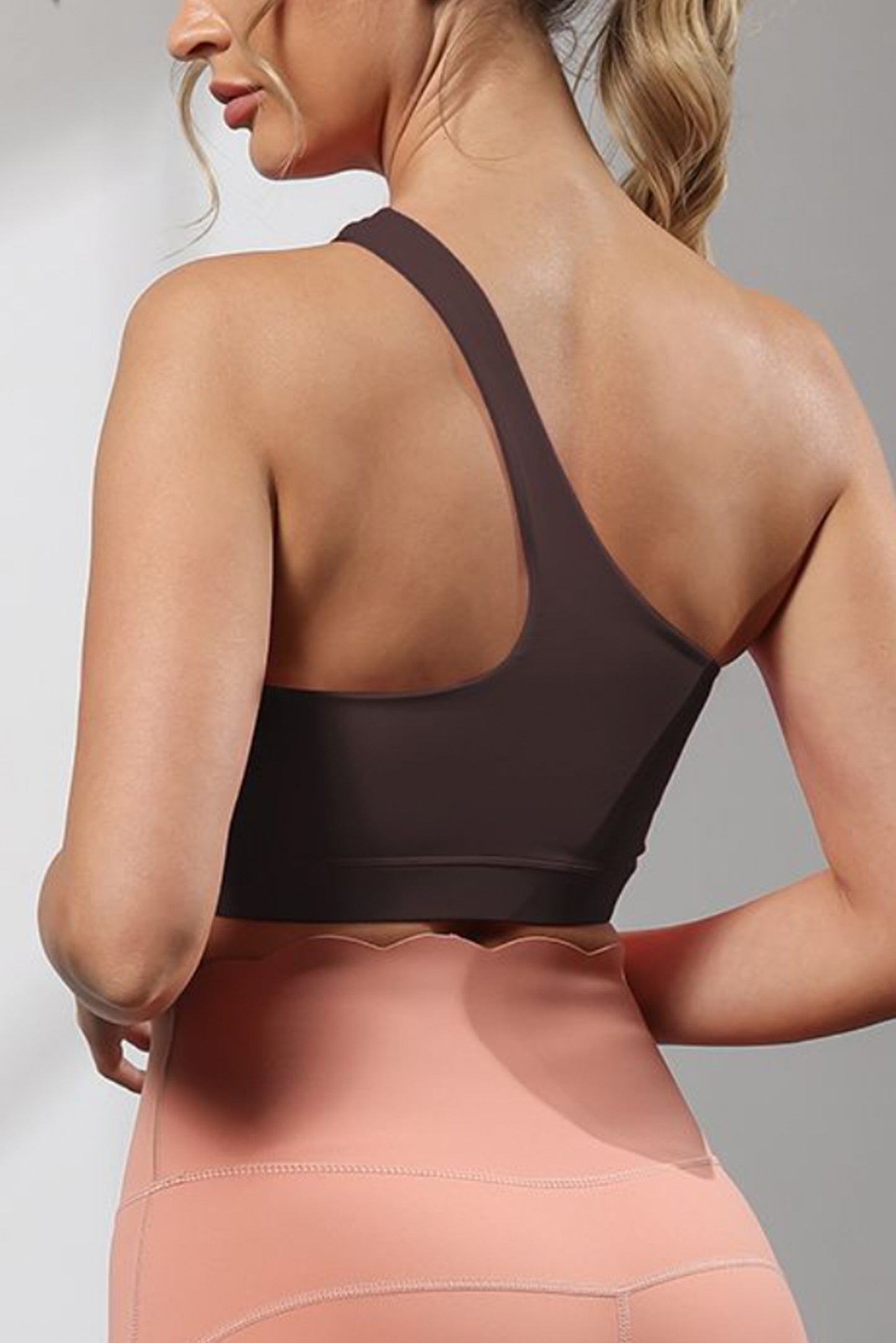 欧美裸感单肩文胸