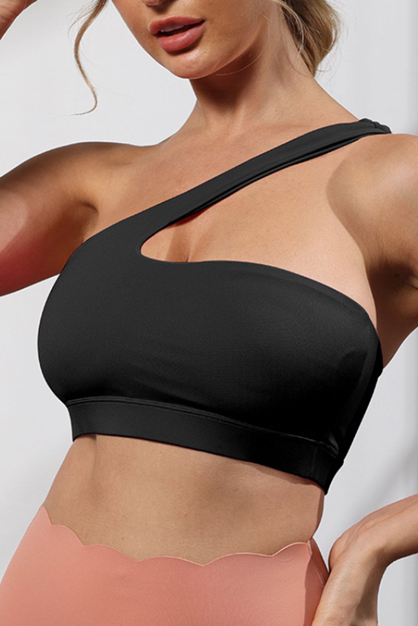 欧美裸感单肩文胸