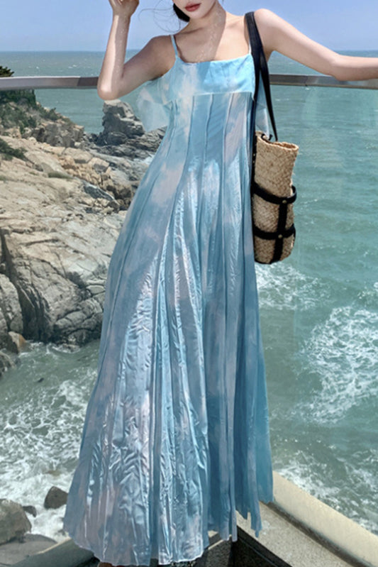 大裙摆吊带沙滩裙