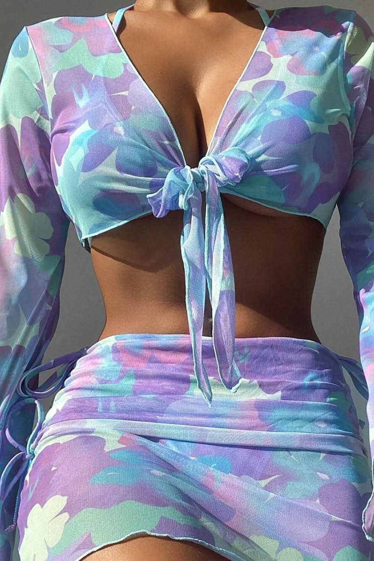 渲染花瓣四件套比基尼