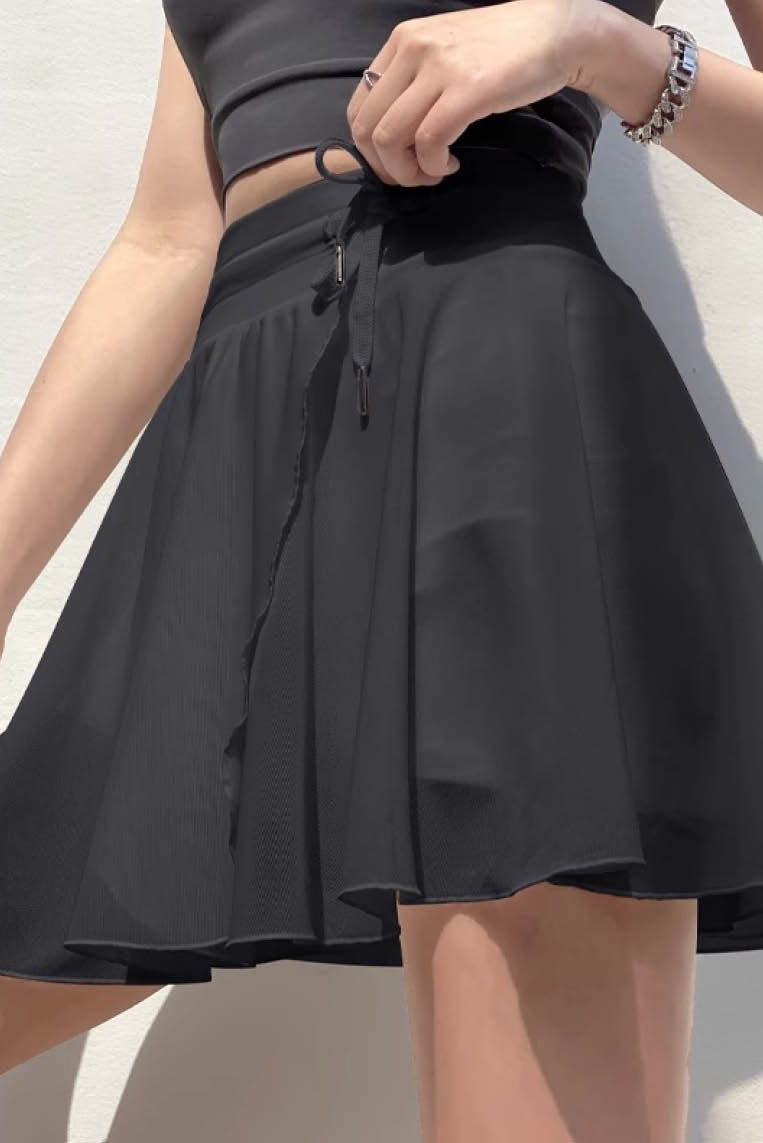 百褶绑带网纱高腰裙