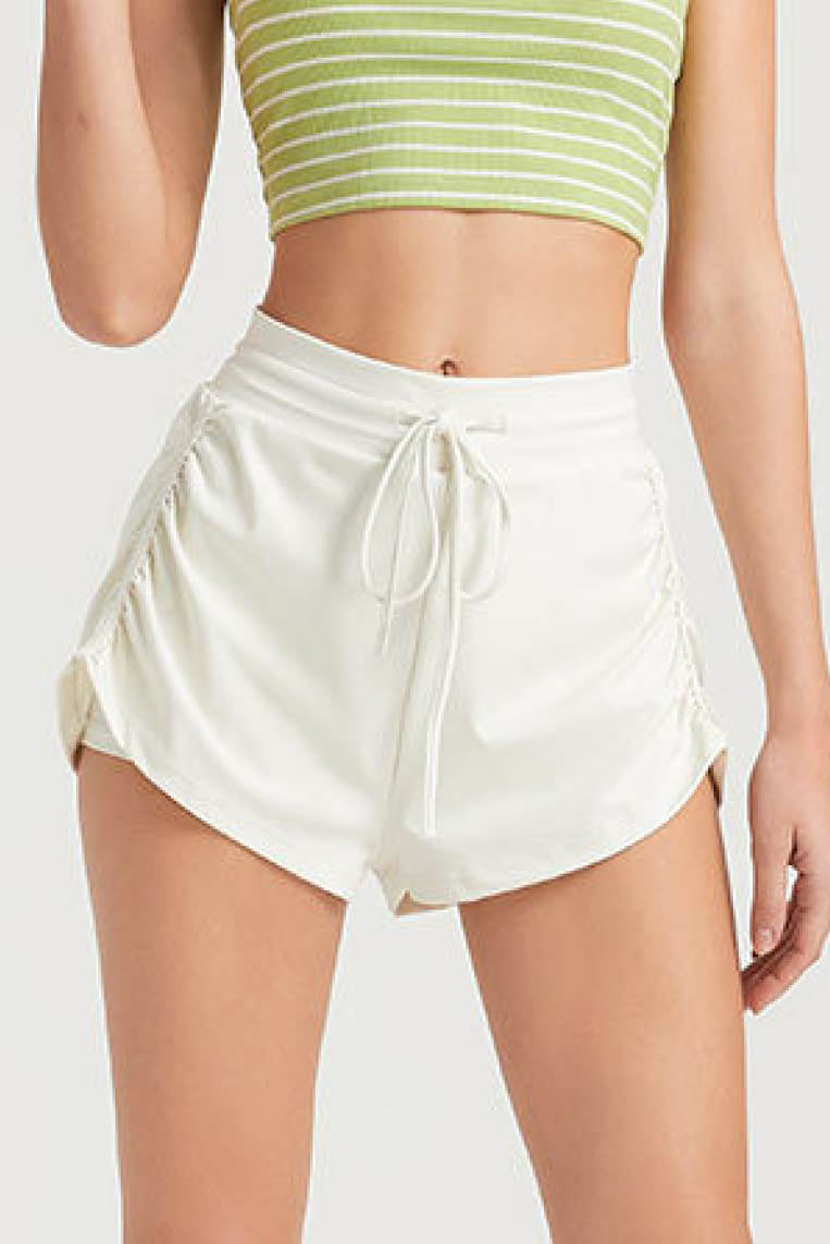 侧绳收褶假两件跑步短裤