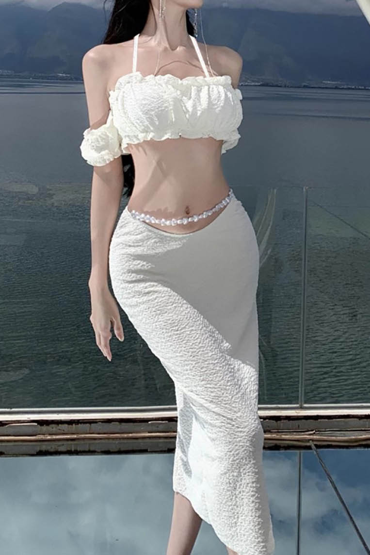 气质米白珍珠挂脖三件套泳衣