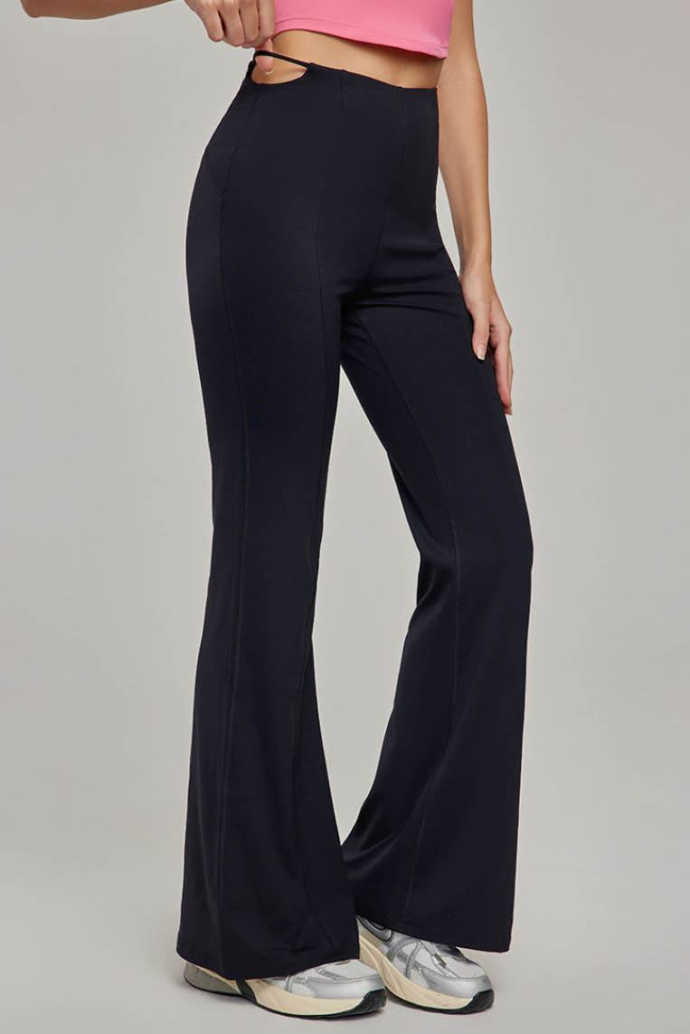 小个子翘臀微喇叭裤