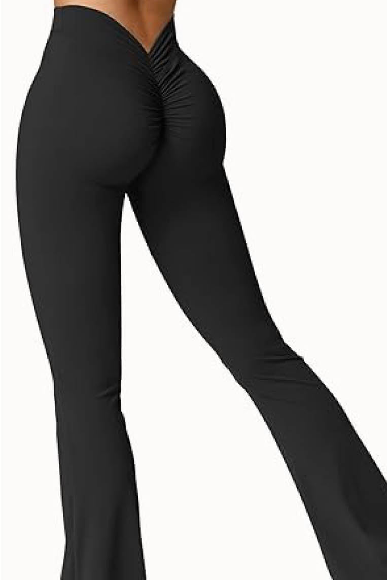 皱褶蜜桃臀喇叭长裤