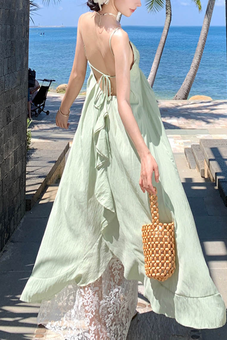 设计感蕾丝拼接沙滩长裙