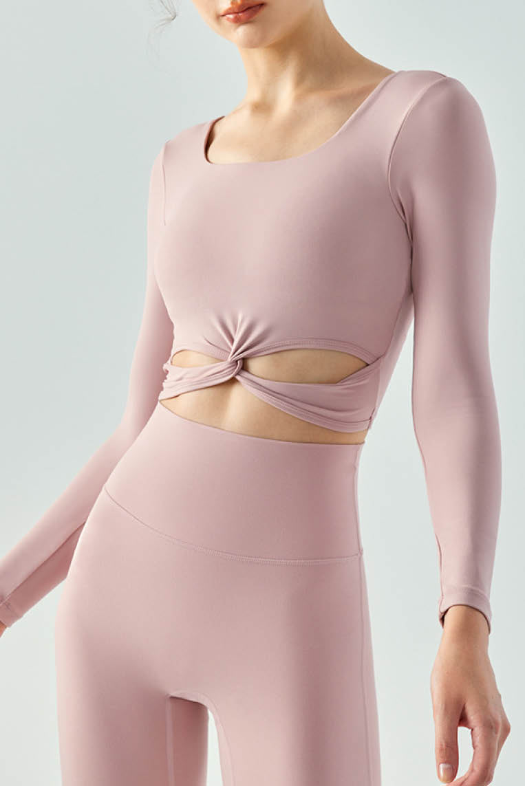 扭结U型露背瑜伽服长袖