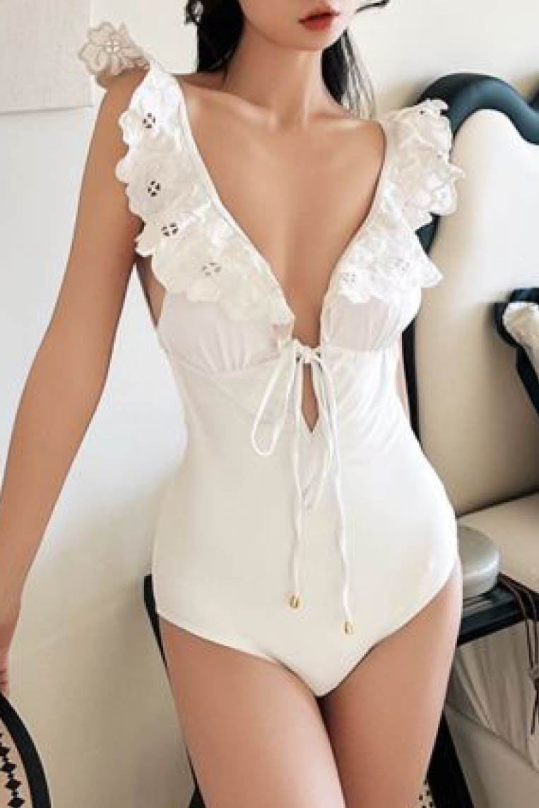 英式性感连体花瓣肩泳衣