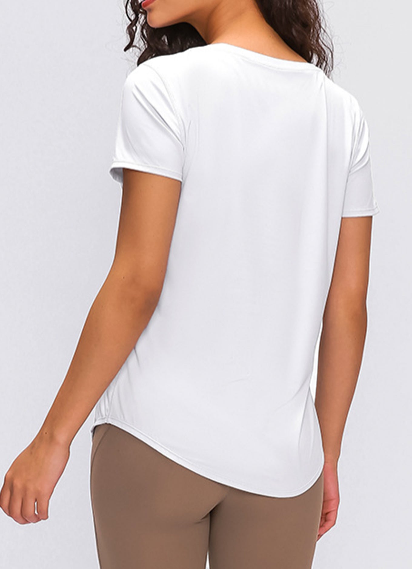 弹力修身裸感T恤