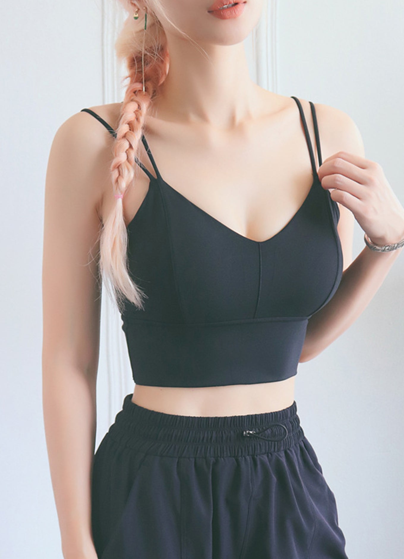 双吊带背心式文胸