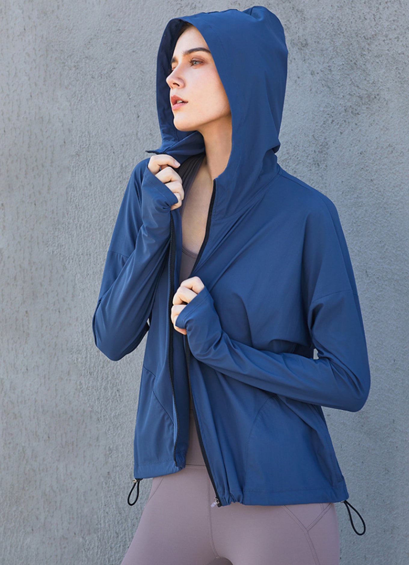 英姿连帽运动外套