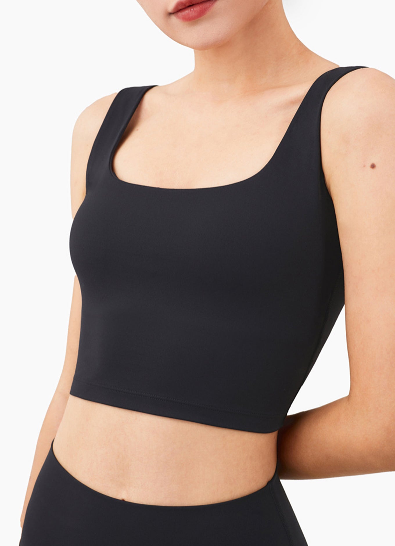 SS轻撑裸感背心