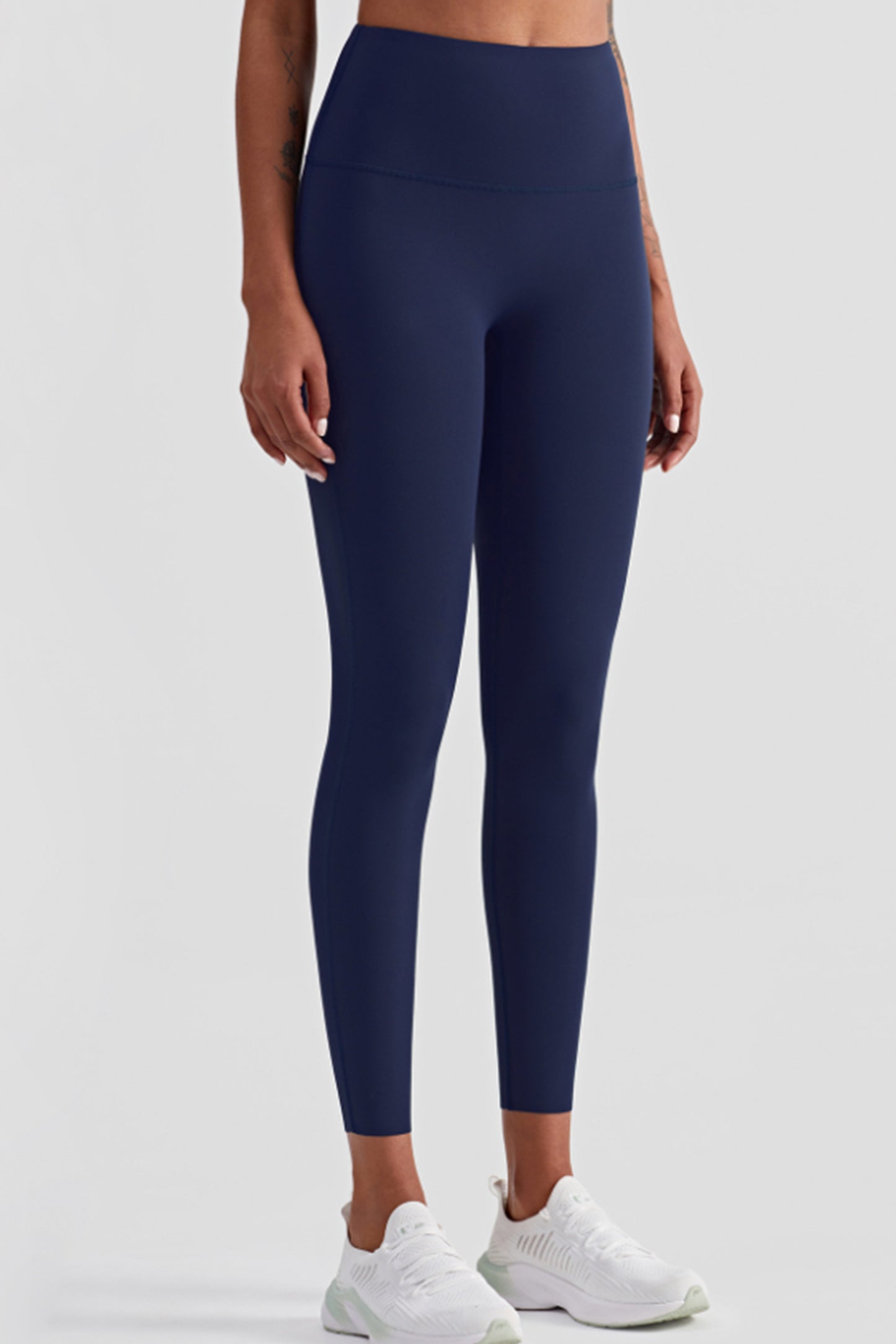 莱卡高弹裸感无T裤