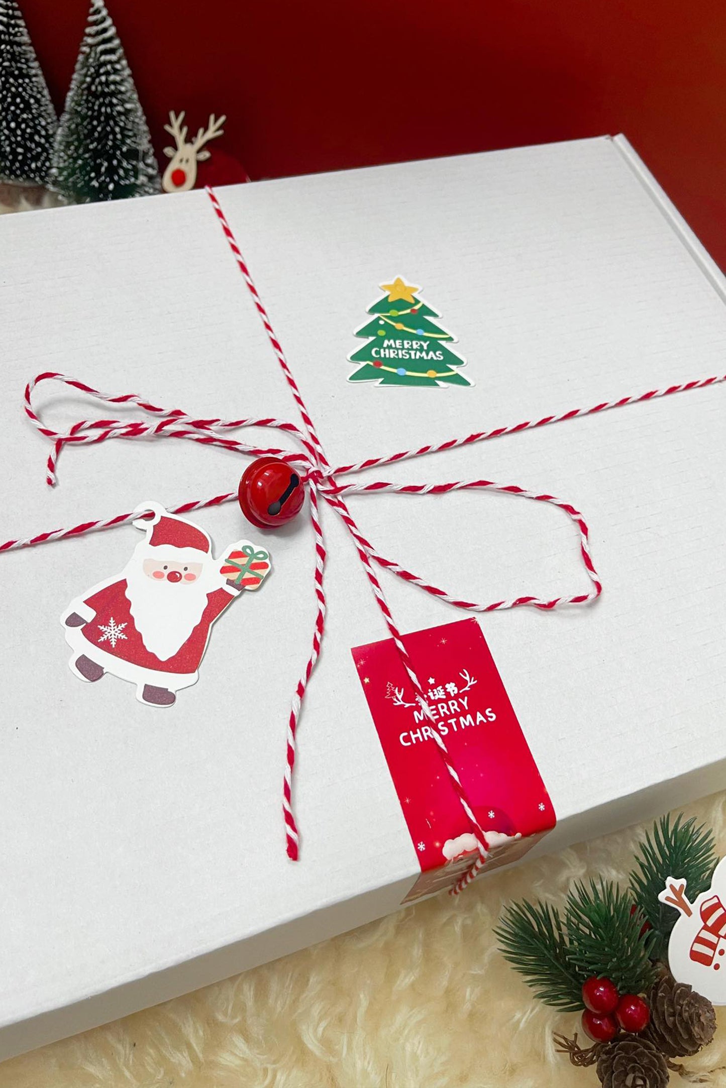 Christmas gift wrapping
