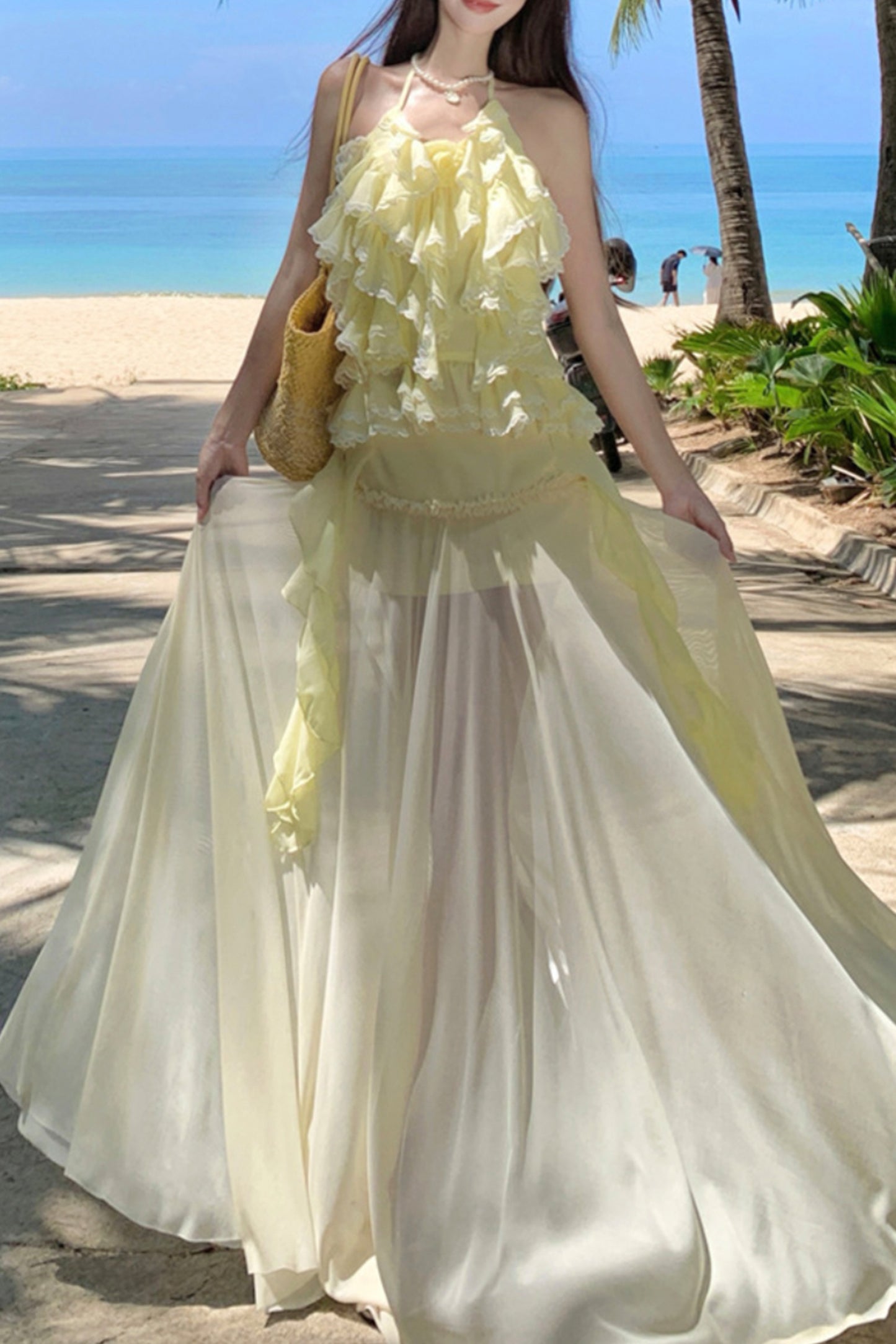 荷叶边挂脖玫瑰半身裙两件套装