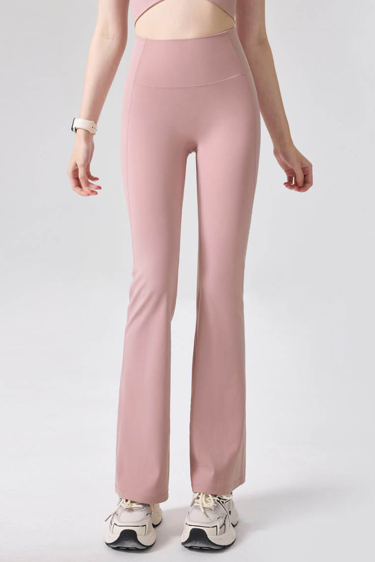 后口袋Y型提臀喇叭裤