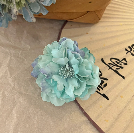 晕染山茶花