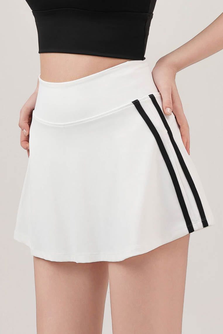 条纹内衬运动短裙